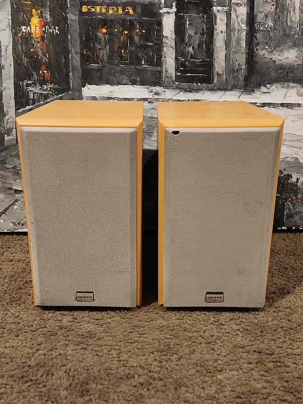 Onkyo Onkyo D-N5 2-Way Bass Reflex Speaker System (2001-06) 2001 - Light wood veneer  			