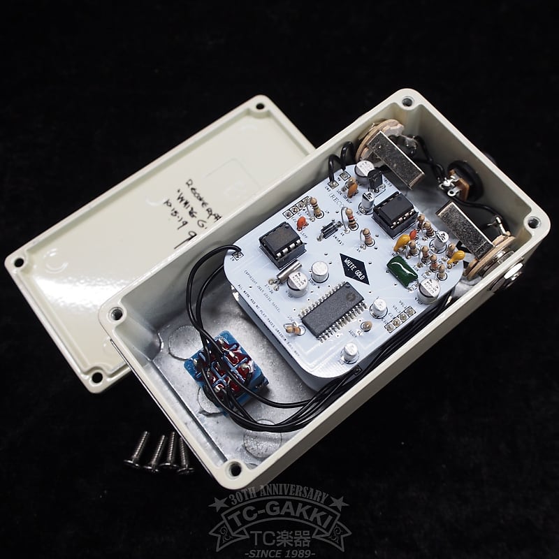 ギター Recovery Effects White Gold WHITE GOLD PEDAL (Choral Synthesizer) – Recovery Effects and