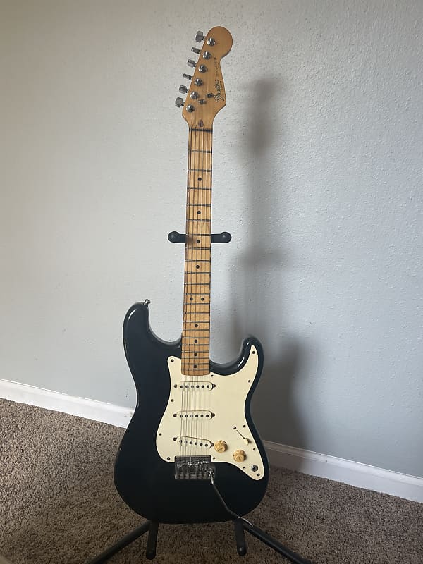 1984 Fender Dan Smith  Stratocaster 2 knob USA made Strat with hardshell Fender case image 1