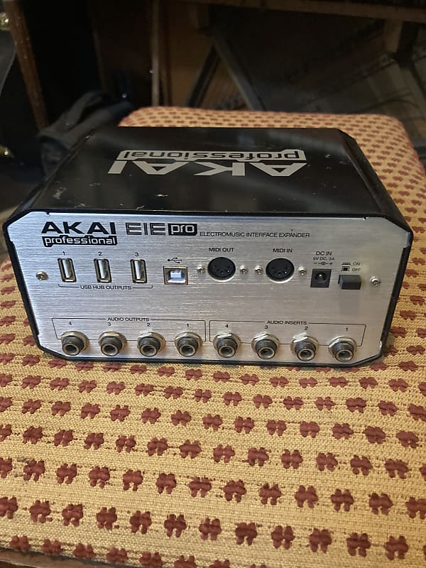 Akai EIE Pro USB 2.0 Audio Interface