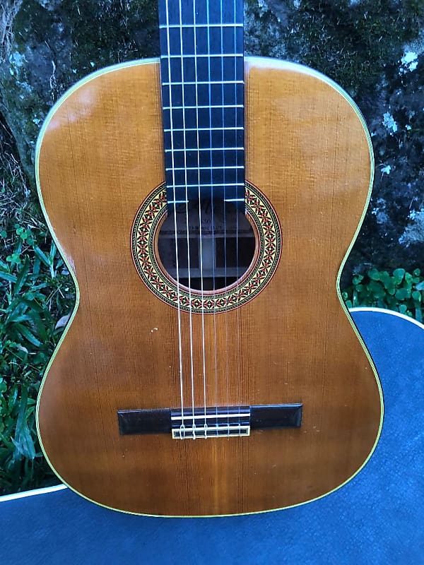 ZEN-ON 1978 Abe Guitar Special 演奏家生活30周年記念 クラシックギター ハードケース付き ZEN-ON 1978 Abe Guitar Special 演奏家生活30周年記念 クラシックギター ハードケース付き