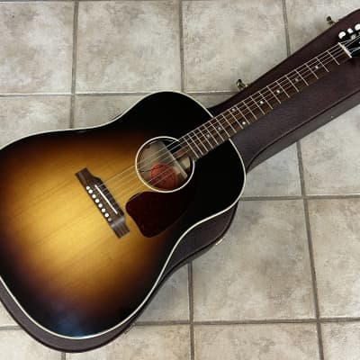 2019 Gibson J-45 Dreadnought Red Spruce VOS Vintage Sunburst w case image 1