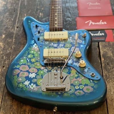 ギター Fender MIJ Traditional 60S Jazzmaster Fender MIJ Traditional 60'S Jazzmaster - Blue Flower - With Mastery Br