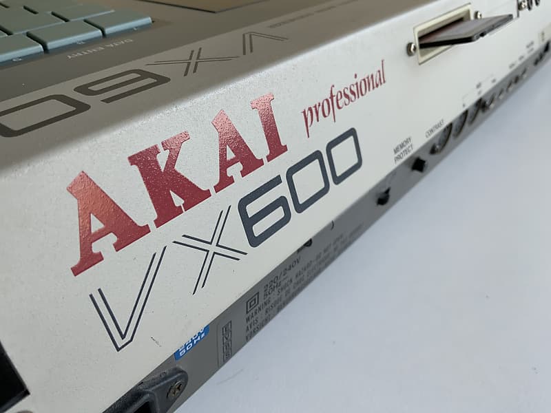 Akai VX-600 "The last VCO" image 1