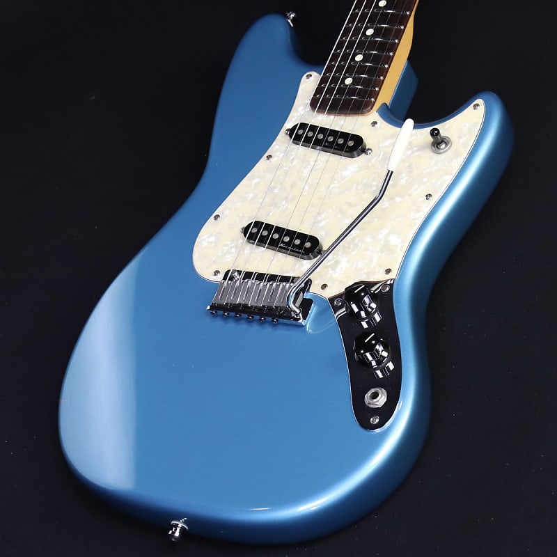 Fender USA US CYCLONE Update Lake Placid Blue [10/11] | Reverb