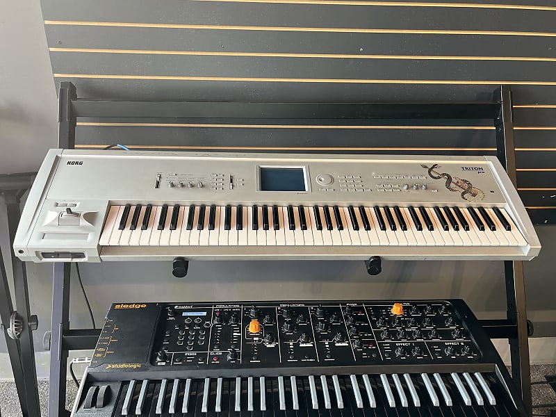 Korg Triton Pro 76