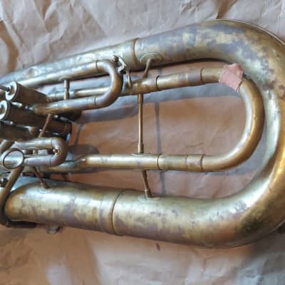 Conn brass baritone horn, USA, Fair condition, with mouthpiece image 4