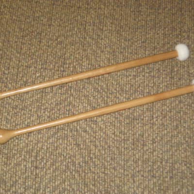 ONE pair new old stock Adams CD9 Cloyd Duff # 9 Hickory Flip Stick (Timpani Flip Stick) CORE: Both cores on one piece turned hickory with bulb shaped wood on one end and small felt ball opposite / TONE COLOR: Extremely bright to general, similar to # 3 image 15