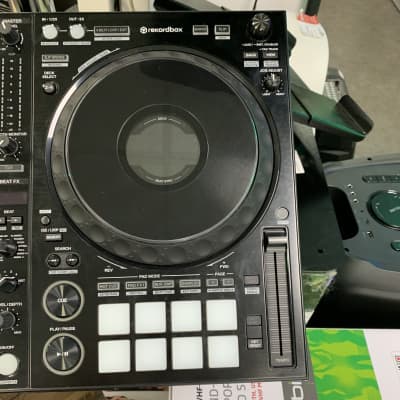 Pioneer DDJ-1000 4-Channel Rekordbox DJ Controller 2010s - Black image 7