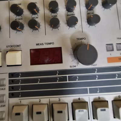 Roland TR-909 Rhythm Composer 1983 - 1985 - White image 3