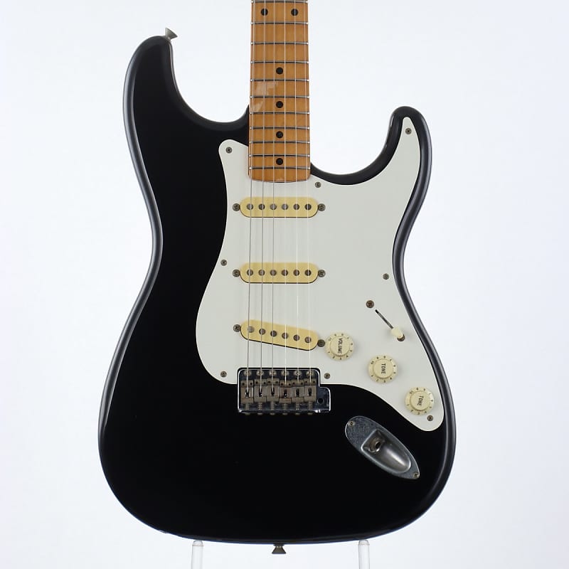 Fender Stratocaster ブラック 日本製 ST57 Fender Japan ST-57 Stratocaster Reissue Black 1988 – Chicago
