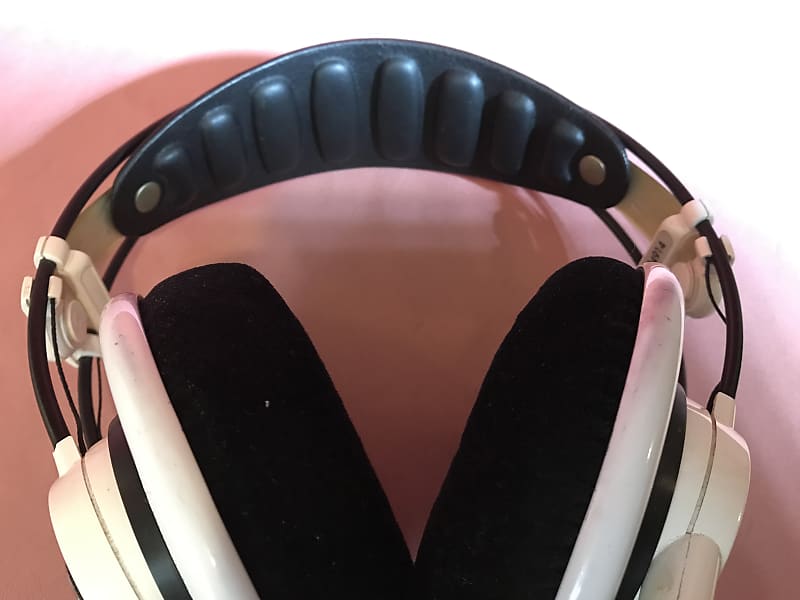 AKG Q701 - Original Made In Austria Model | Reverb AKG Q701 - Original Made In Austria Model | Reverb