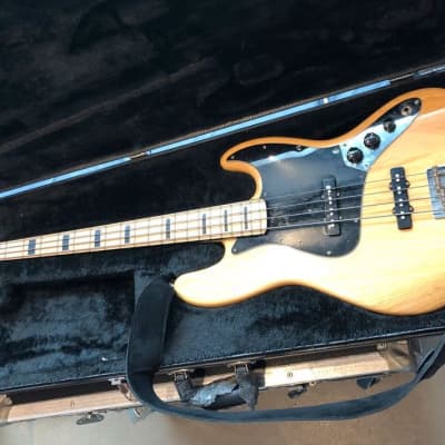 Fender American Vintage '75 Jazz Bass for sale