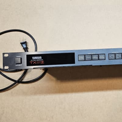 Yamaha TX81Z Rackmount FM Tone Generator 1987 - 1988 - Black