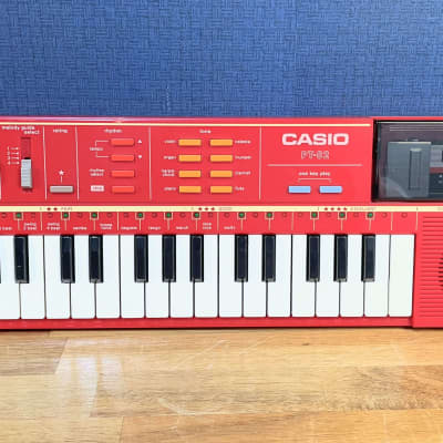 [Excellent] Casio PT-82 32-Key Mini Synthesizer Red