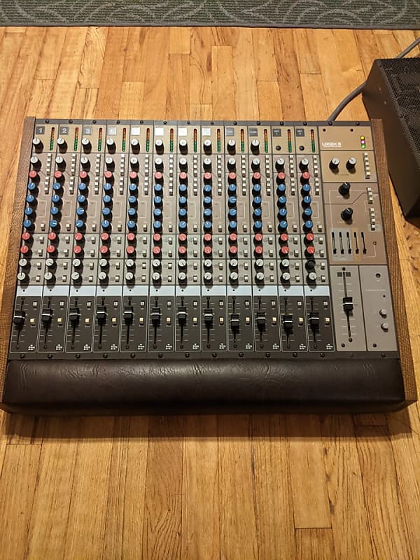 Sound Workshop Logex 8 Console | Reverb