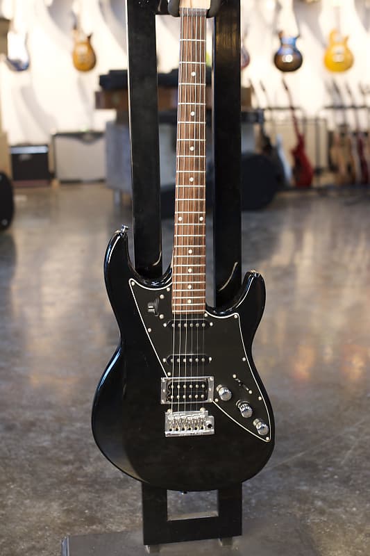 ☆LINE6 James Tyler Variax JTV-69☆黒 Line 6 JTV-59 James Tyler Variax Modeling Electric Guitar