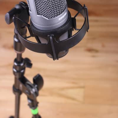 Shure PG42-LC (XLR model) Side-Address Cardioid Condenser Microphone image 3
