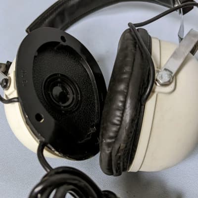 Pioneer SE-20A Stereo Headphones (1970-73) White image 4