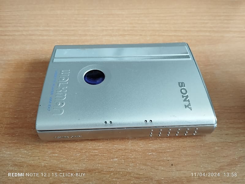 Sony WM EX7 1997 - Sony Walkman Cassette player WM-EX 7
