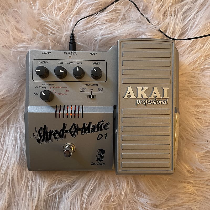 AKAI Shred-O-Matic D1 ギターエフェクター Akai Shred-O-Matic D1 Tube-Driven Overdrive / Distortion