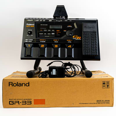 Roland GR-33 Guitar Synthesizer Effect Floorboard with Power Supply, Original Box