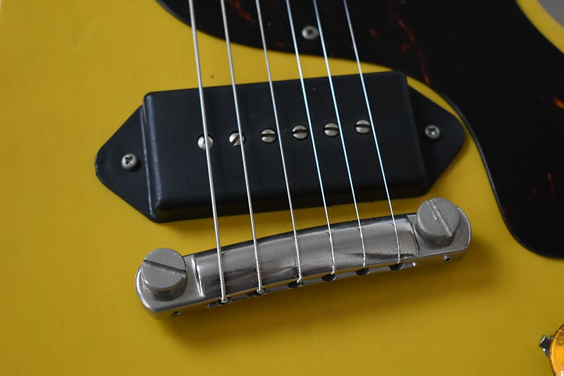 Orville Les Paul Jr ダブルカッタウェイ【TVイエロー】