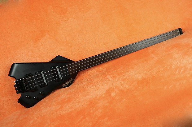 Electric Bass Guitar Riverhead by Headway RUB Headless