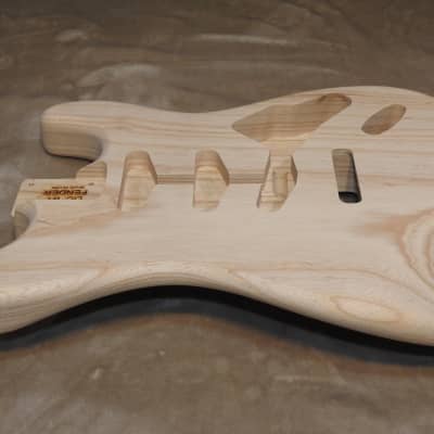 Unfinished Allparts SBAO 1 Piece Swamp Ash Stratocaster Body 4 Pounds 6.5 Ounces! image 6