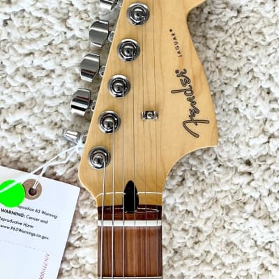 Fender Player Jaguar Electric Guitar, Pau Ferro Fretboard, 3 Tone Sunburst -Demo image 6