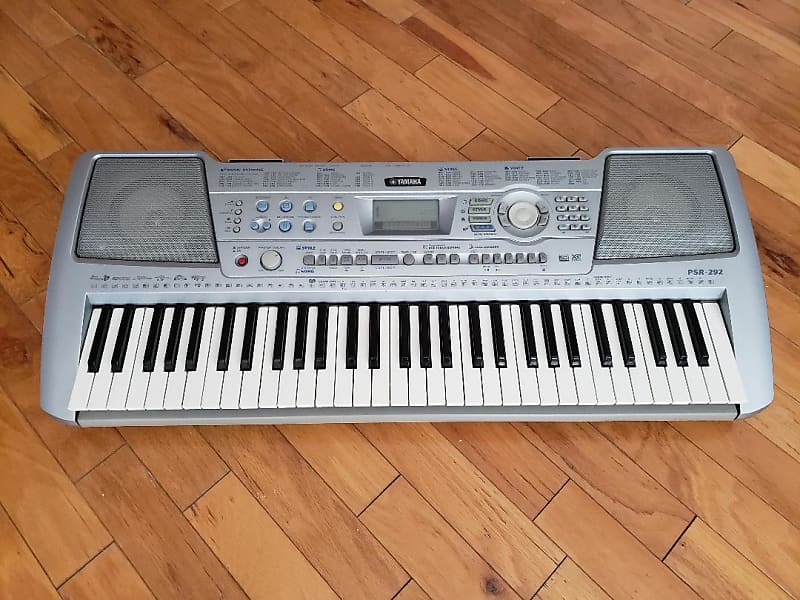 YAMAHA PSR292 piano/keyboard Reverb