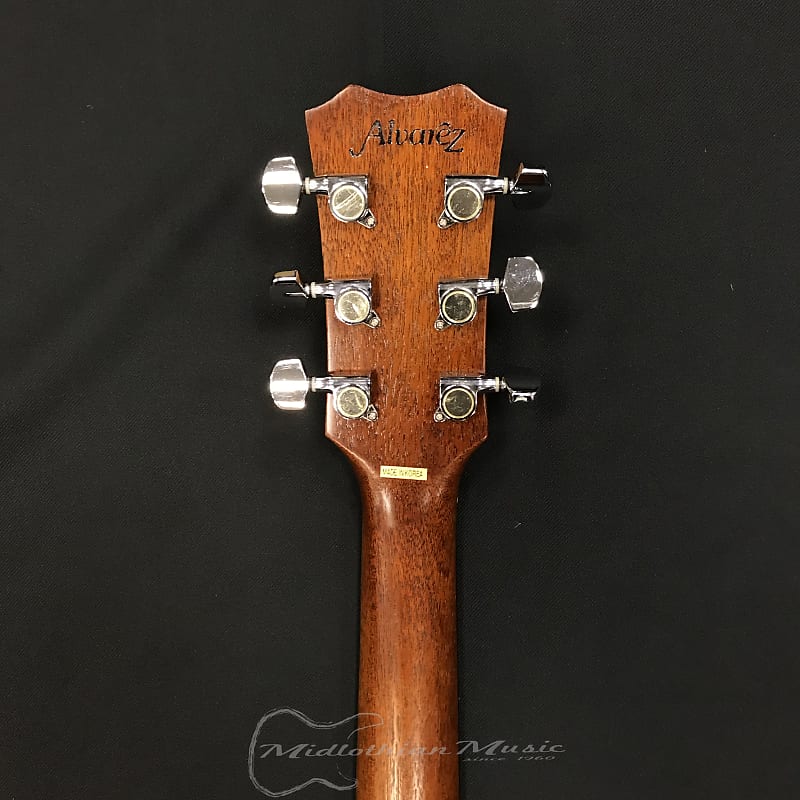 Alvarez 5045 Vintage Dreadnought Acoustic Guitar Natural