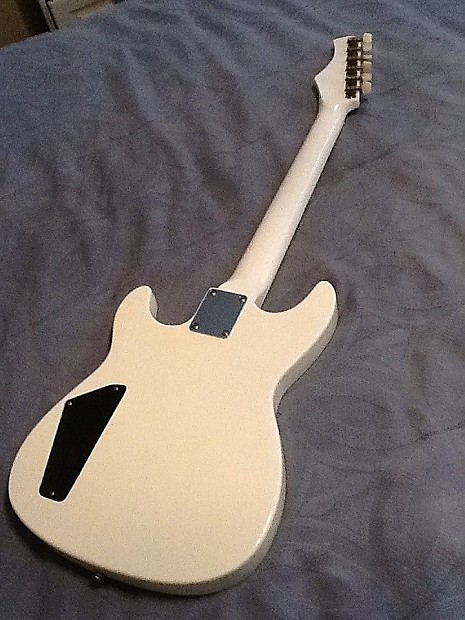 Synsonics 7/8 Strat White Electric Guitar | Reverb