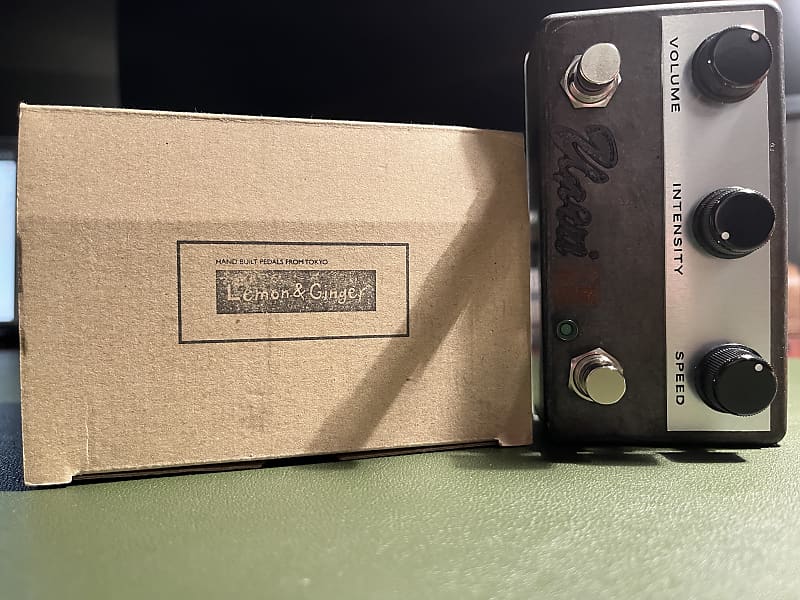 Lemon & Ginger Uneri Uni-Vibe 2022 acid-wash metal | Reverb