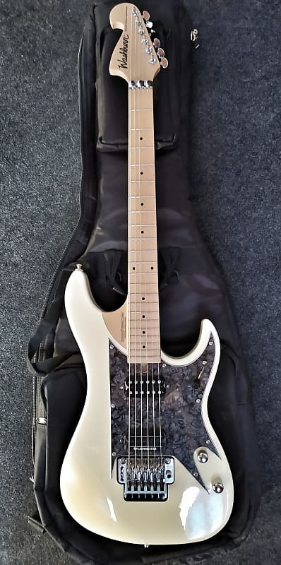 Washburn N61 2005 Ivory White *Rare Pre Run*