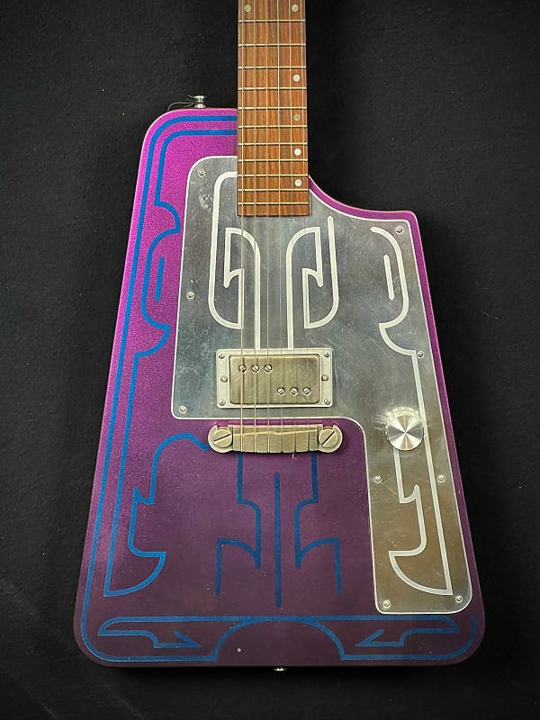 Helliver Trapezoid H2 "Billy Gibbons"  2016 very light (2.1kg ) original case image 1