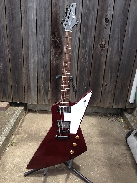 Jay turser explorer top
