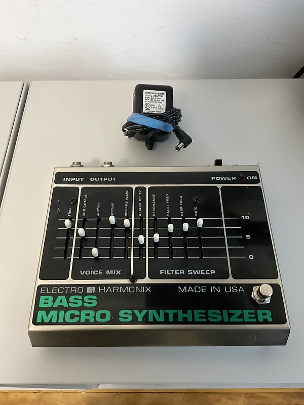 Electro-Harmonix Bass Micro Synthesizer