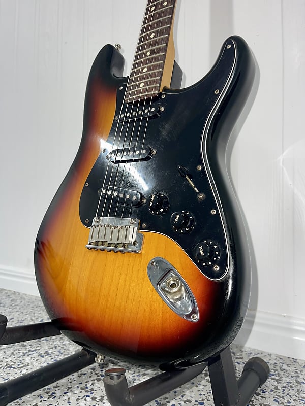 Fender American Standard Stratocaster 1998-2000 - 3-Colour Sunburst image 1