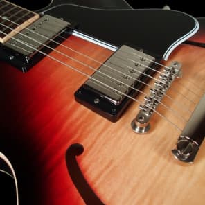 Gibson Custom Shop ES-335 Dot Figured Top - Tri-Burst image 1