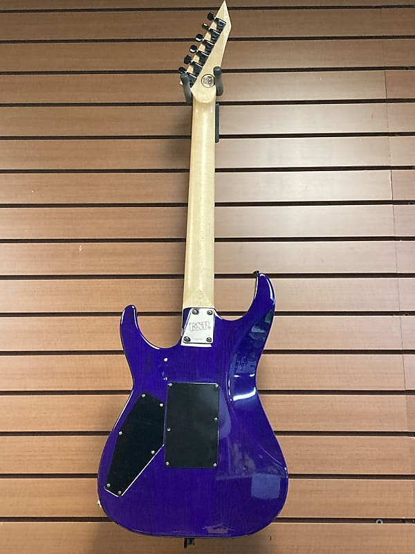 Mapleです。 ESP M-II Deluxe Flamed Maple in See-Thru Purple 1995 w/OHSC