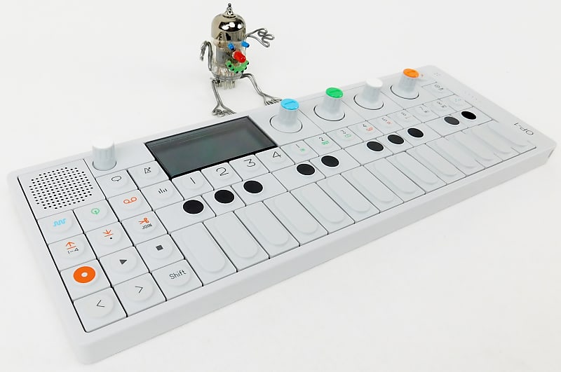 美品　Teenage Engineering OP-1 OP-1 the portable wonder synthesizer - teenage engineering