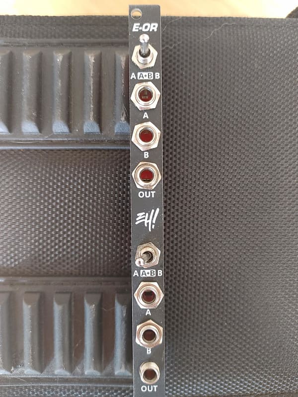 Eurorack Hardware EOR Selectable Gate Mixer Reverb