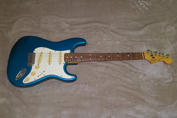1986 squier outlet stratocaster japan