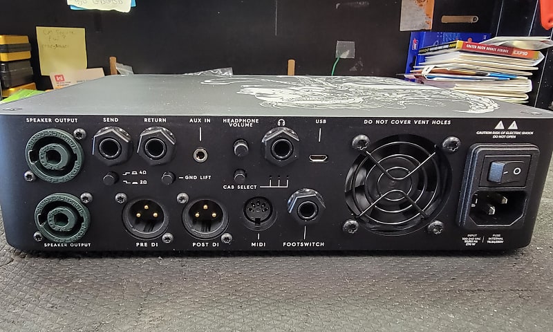 Darkglass Electronics Microtubes 900 V2 900-Watt Bass Amp