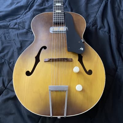 Early 1960’s Harmony Hollywood H39 Hollow body electric guitar - Tobacco burst image 2