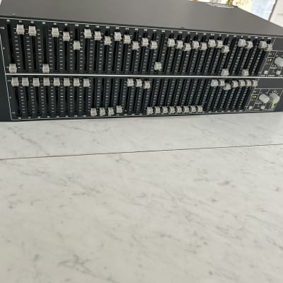 FCS-960 BSS AUDIO 2ch 30バンドグラフィックイコライザー s-l400.jpg