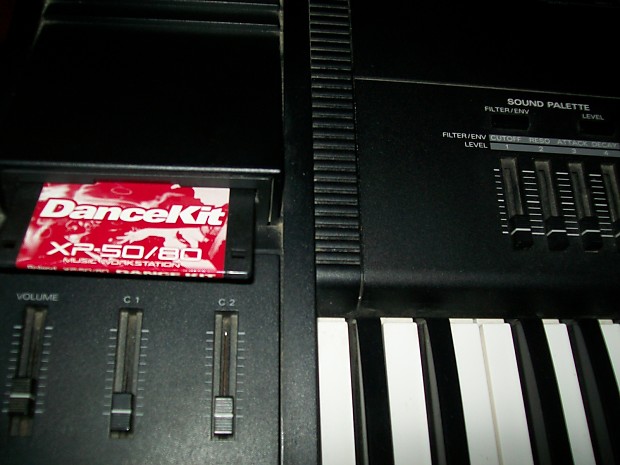 ROLAND XP 60, LOADED w/2 Expansion Cards, Manuals , Bag | Reverb