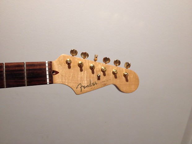 Fat hotsell strat neck