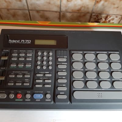 Roland R-70